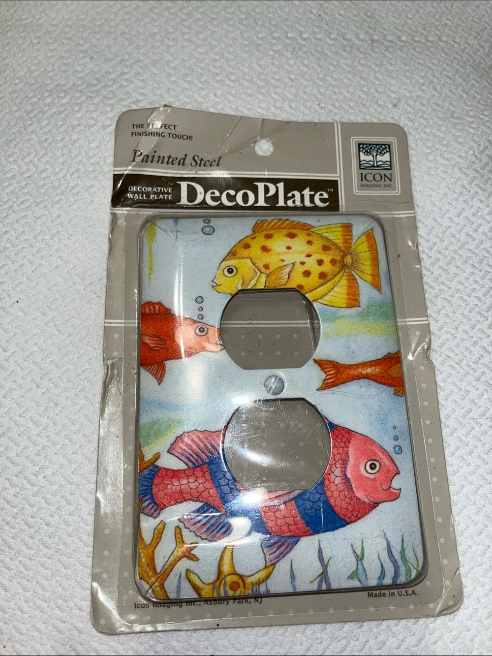 Icon DecoPlate Painted Steel Fish Double Outlet Cover - Multi Color